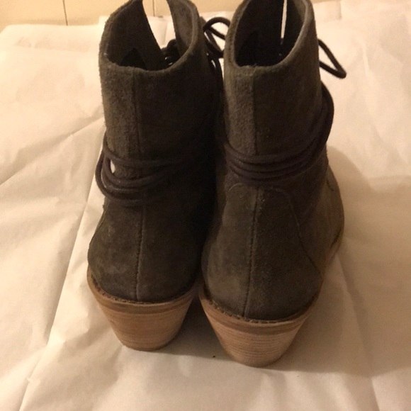 COPY - Kelsie Dagger 👢GREAT BOOT - Picture 3 of 6